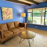 Vista Grande Resort - A Gay Men\'S Resort