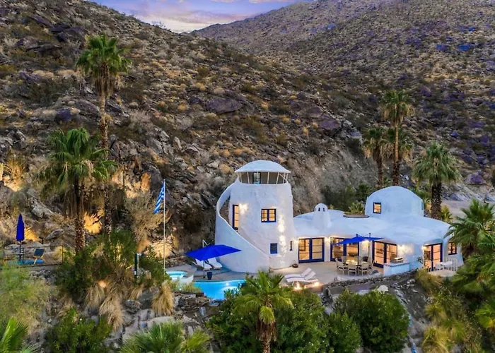 Santorini House Panoramic Palm Springs Views