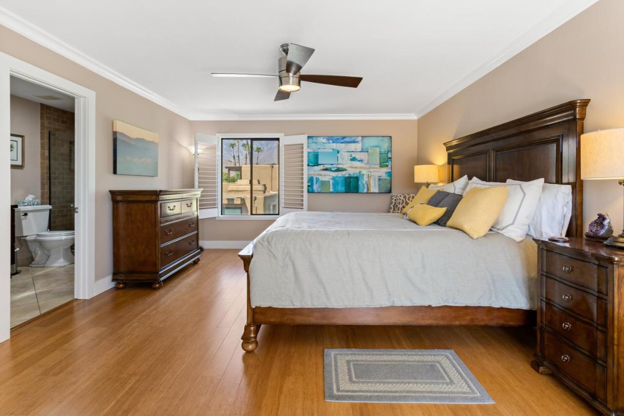 Holiday home The Waverly 30 Day Minimum Townhouse *