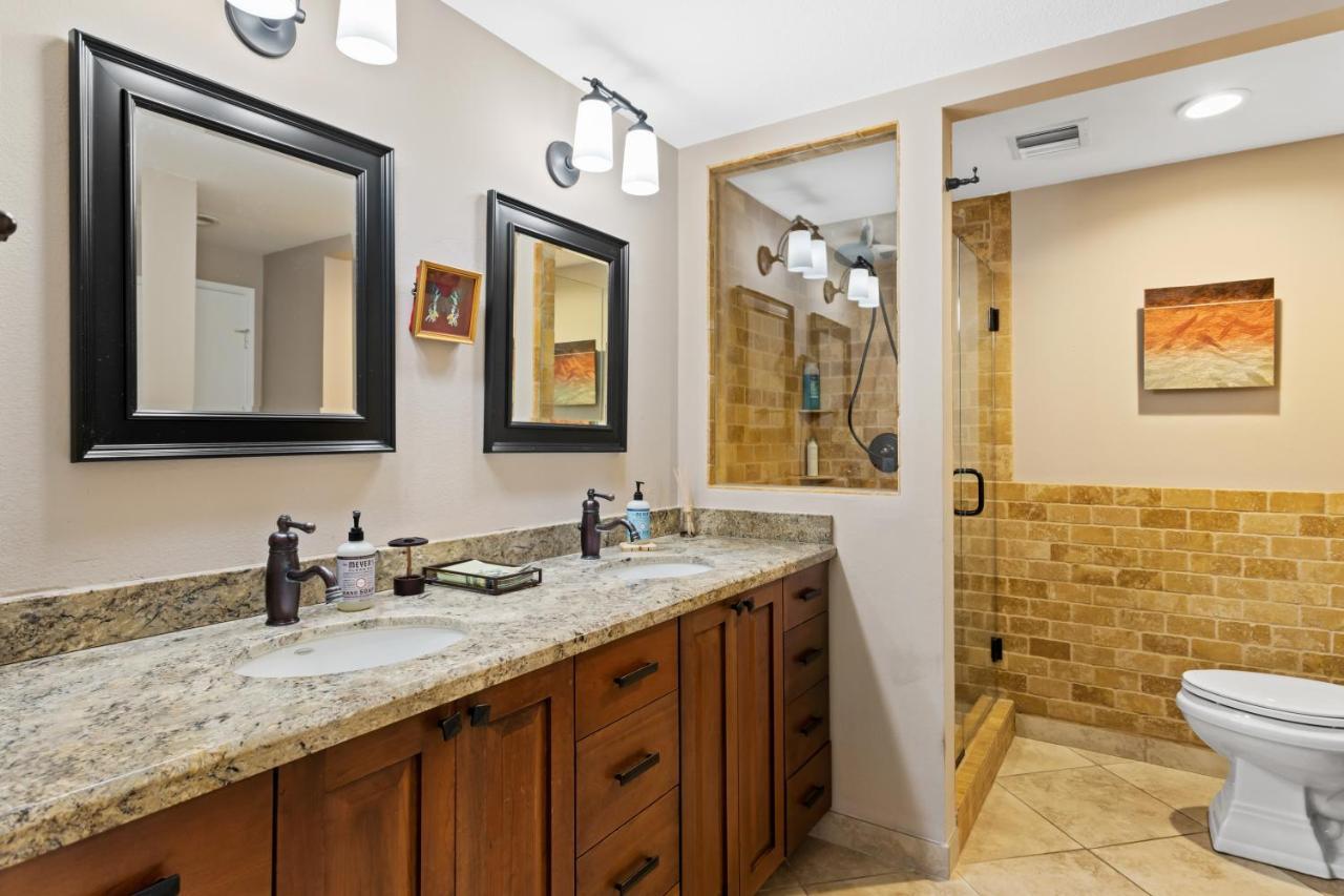 Holiday home The Waverly 30 Day Minimum Townhouse *