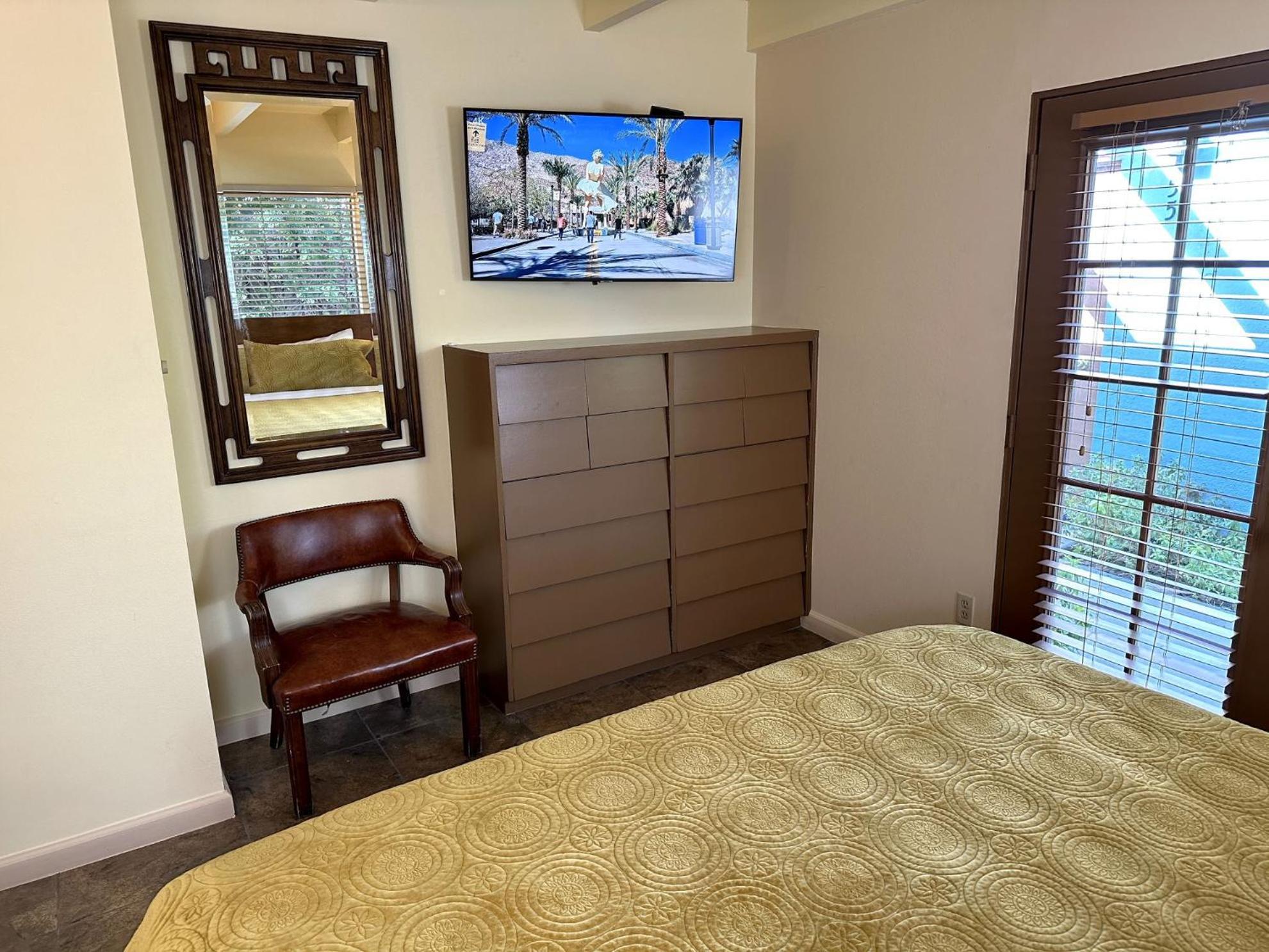 Vista Grande - A Gay Men's Resort 4*