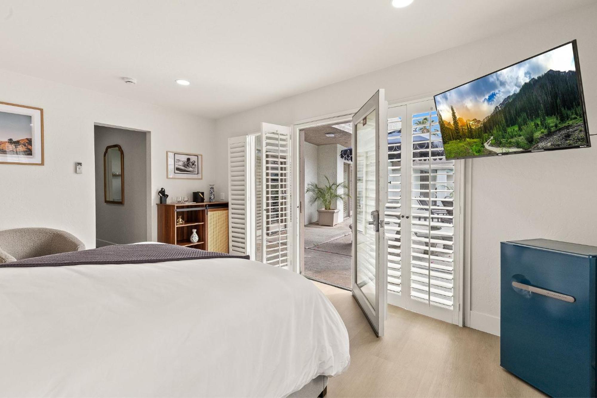 Casa Oliver & - A Men's Clothing Optional In Hotel Palm Springs