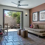 Santiago Resort - Palm Springs Premier Gay Men\'S Resort
