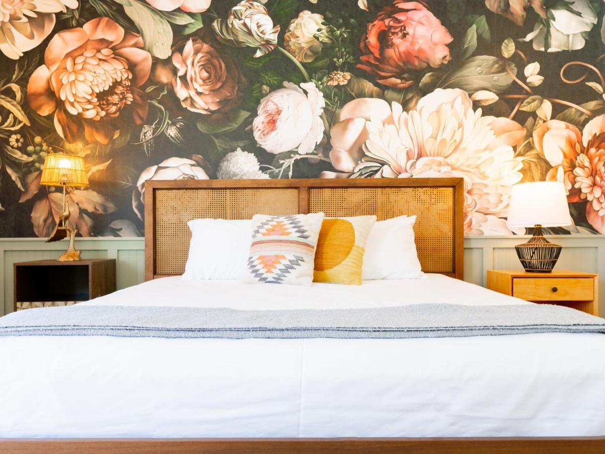 Fleur Noire Hotel 4*