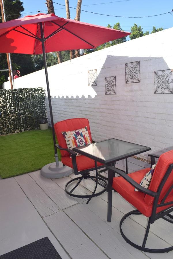 West Racquet Club Art Homestay Palm Springs