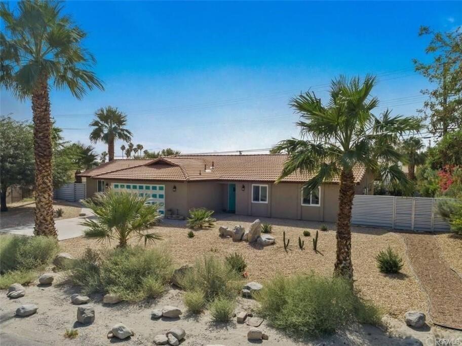 Holiday home The Yorba Oasis W/pool Palm Springs