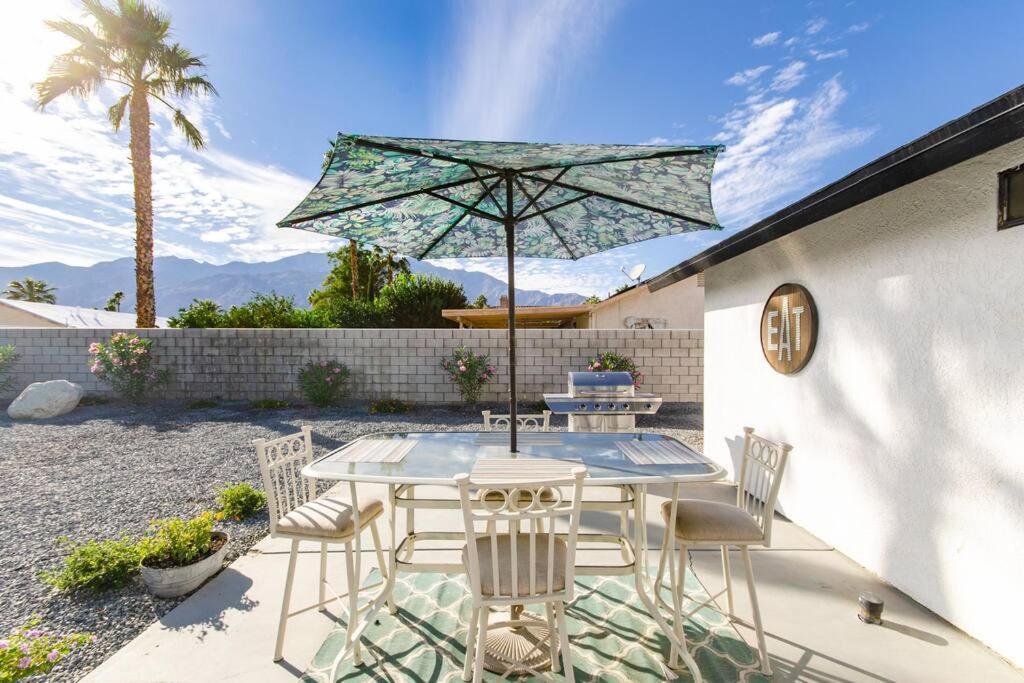 Holiday home Cozy With Pool Moutain View 3675
