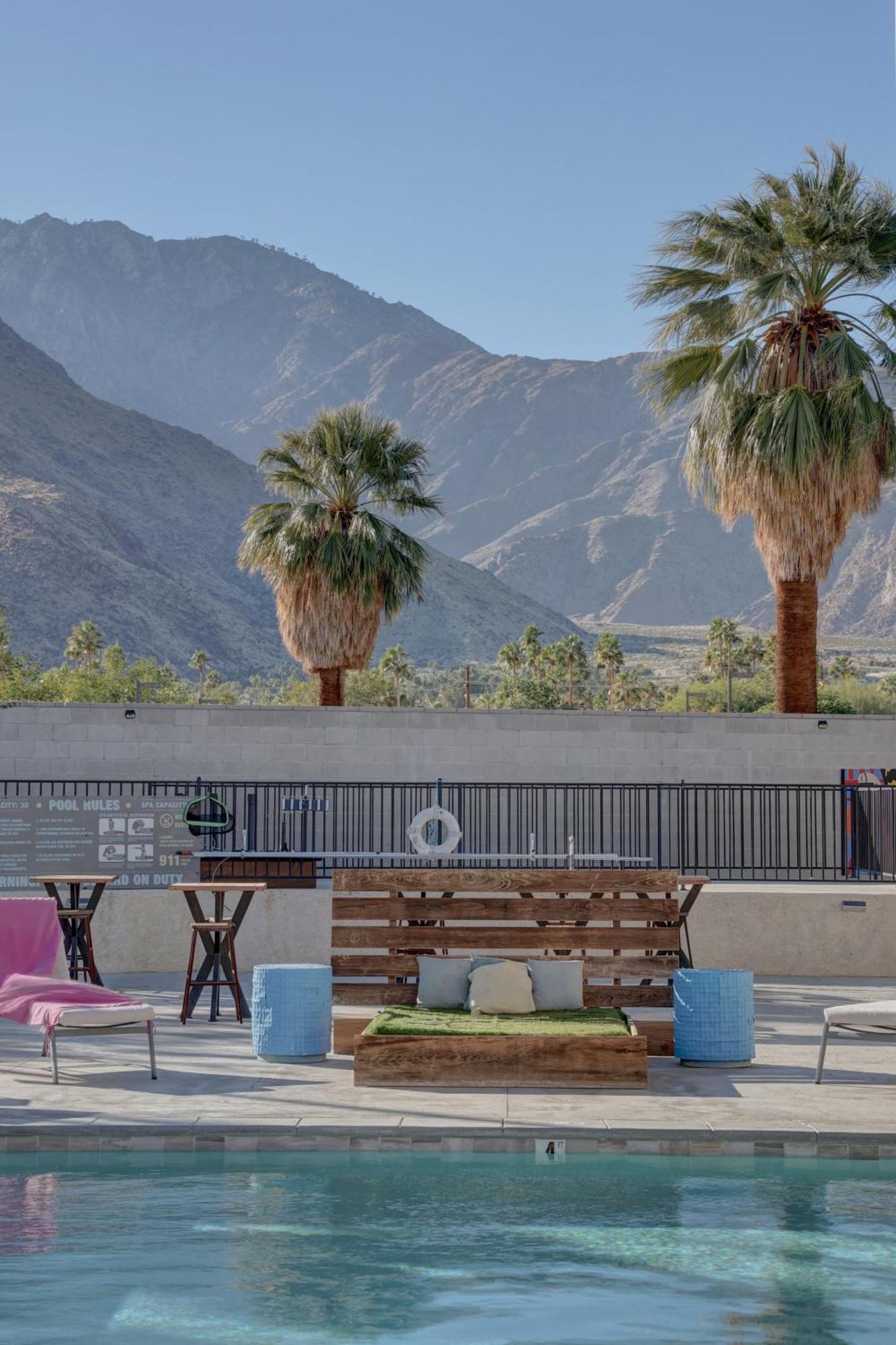 The Infusion Club 2* Palm Springs
