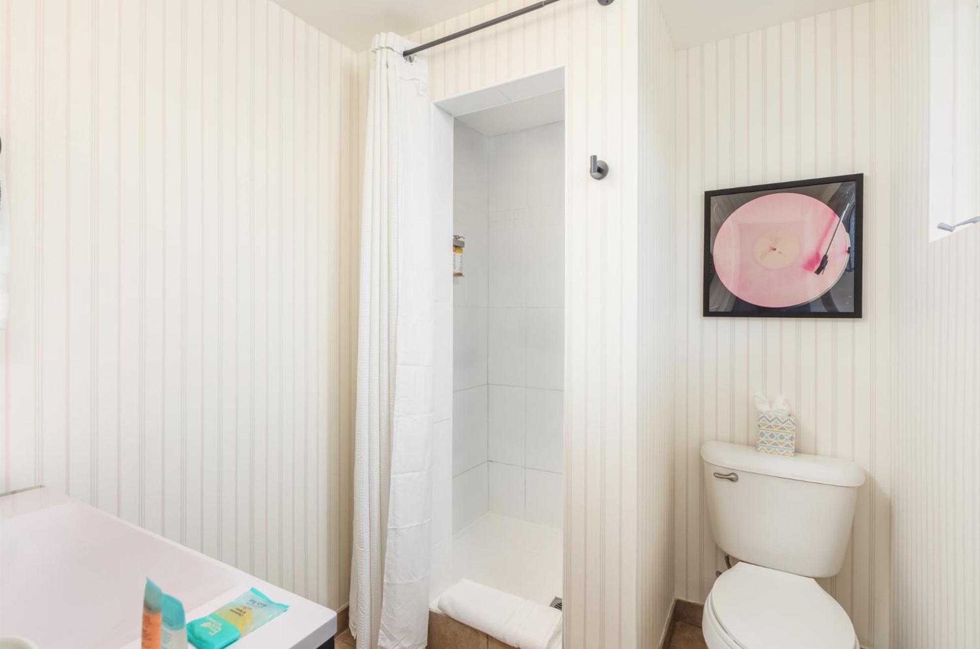 Hotel The Muse Boutique - Buyout Big Groups (adults Only)
