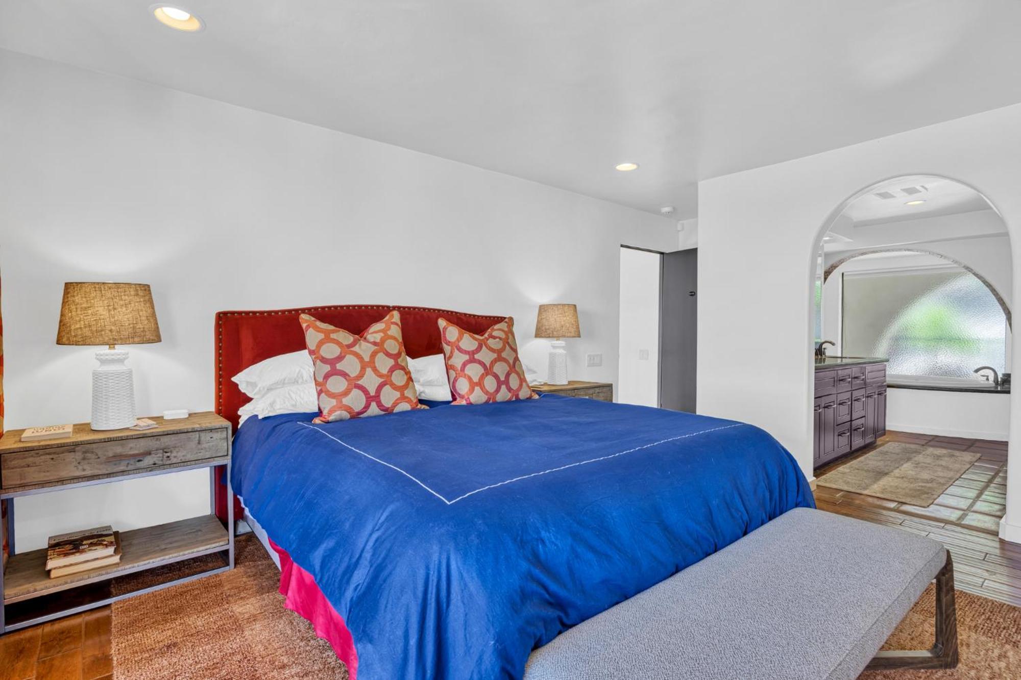 K0016 - Ridge House *