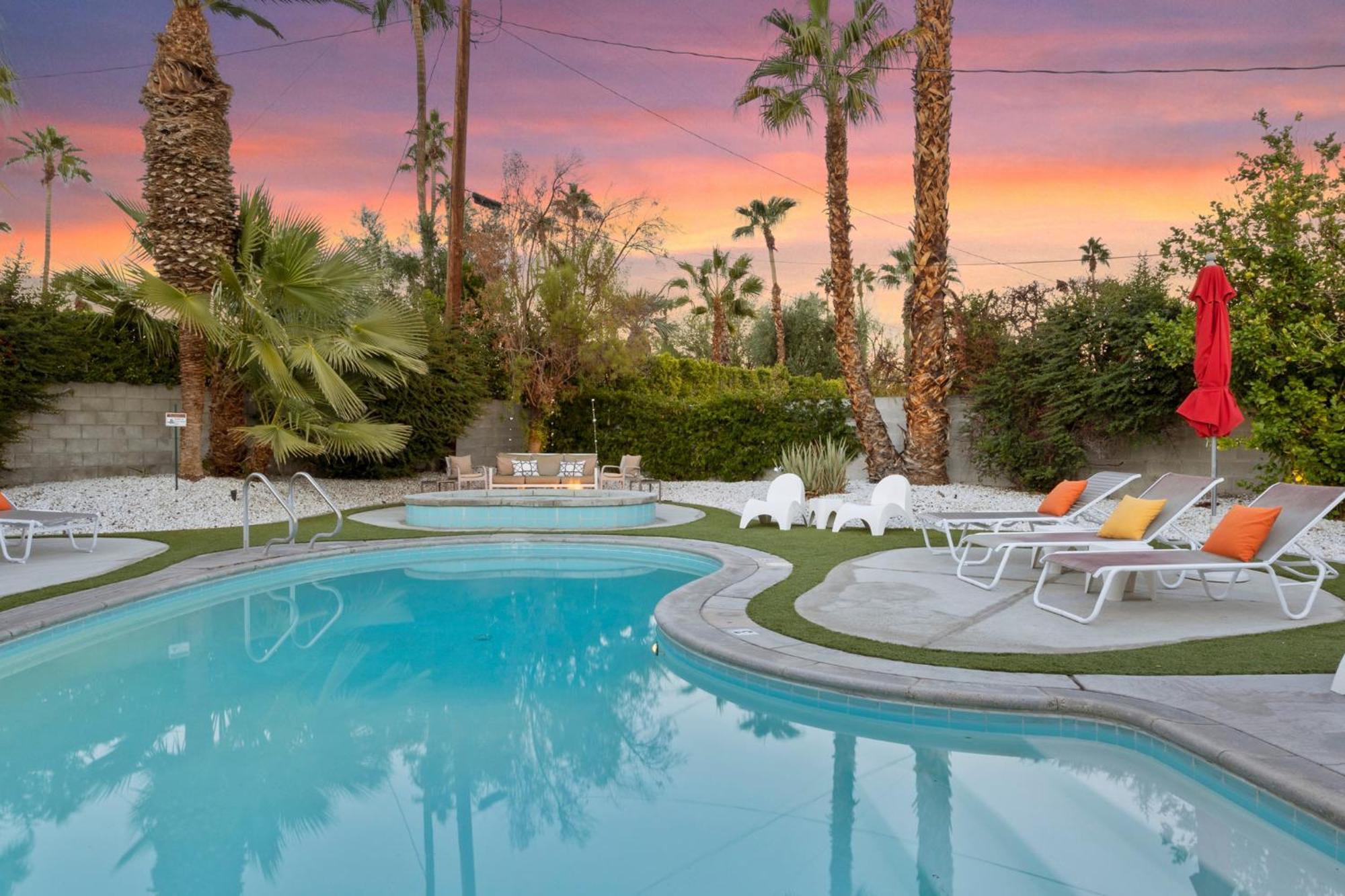 K0010 - The Retro House * Palm Springs