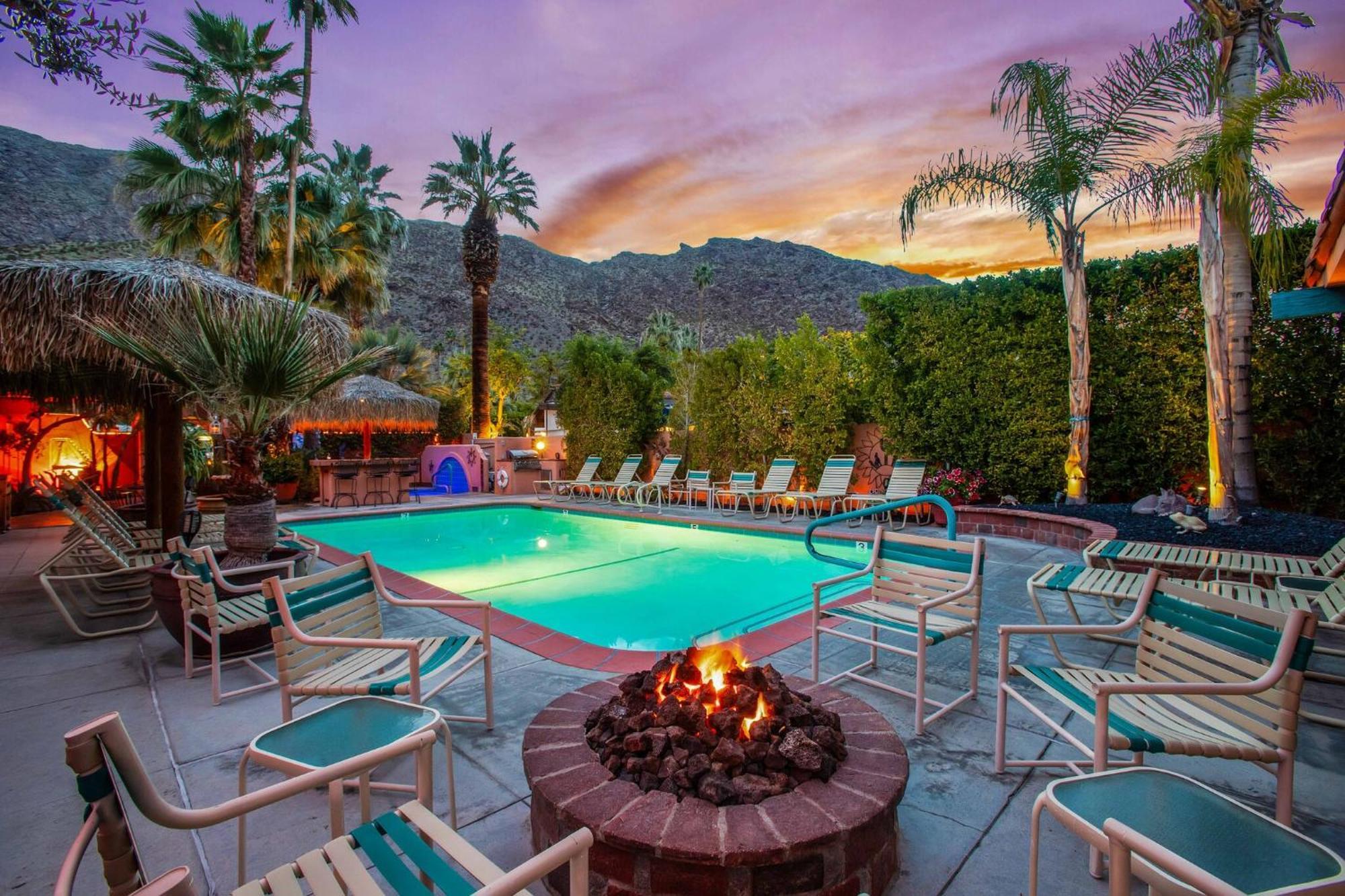 Coyote - 21 And Over * Palm Springs