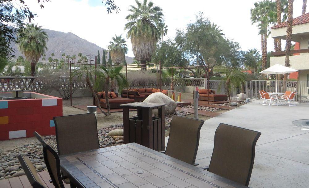 The Infusion Club Hotel Palm Springs