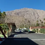 Desert Lodge