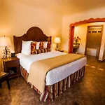 Los Arboles Hotel