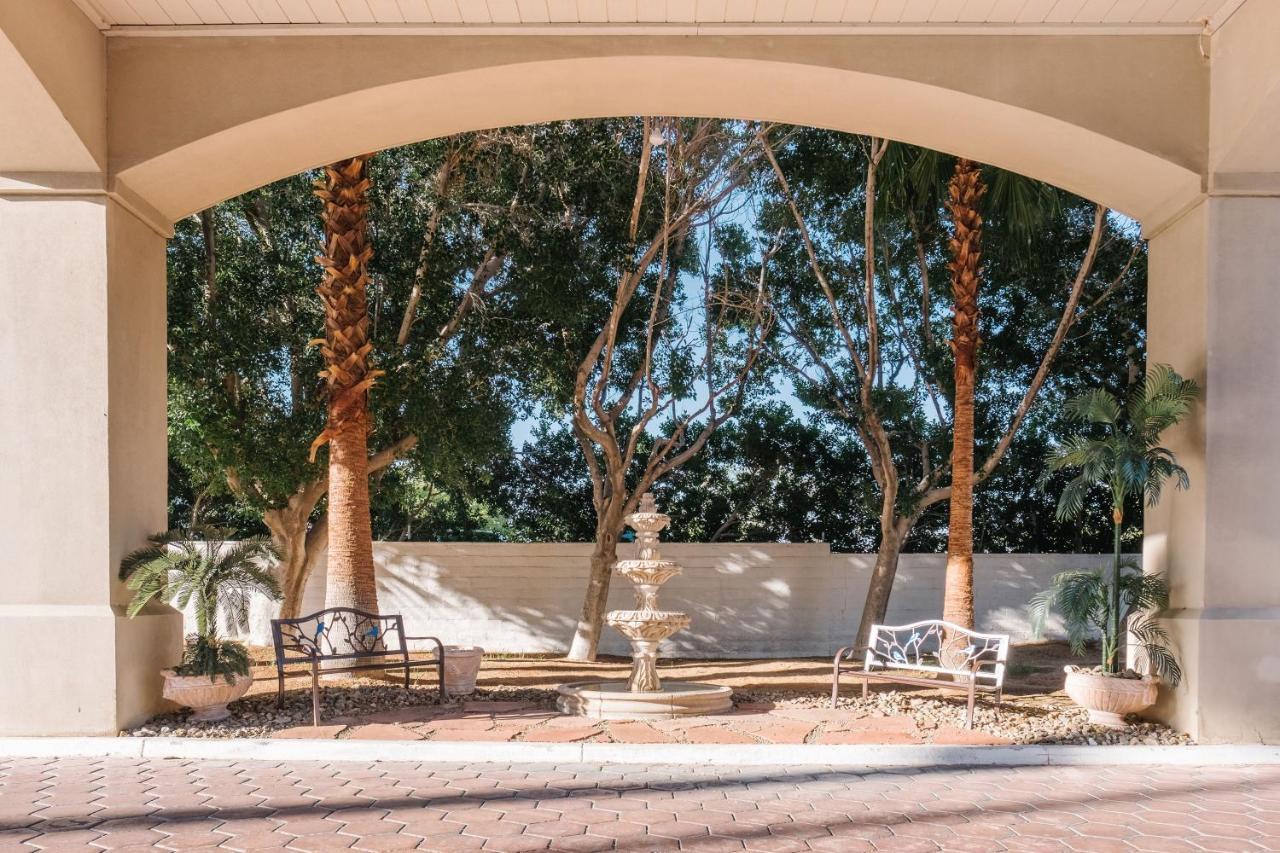 Hotel L3 Oasis 4*