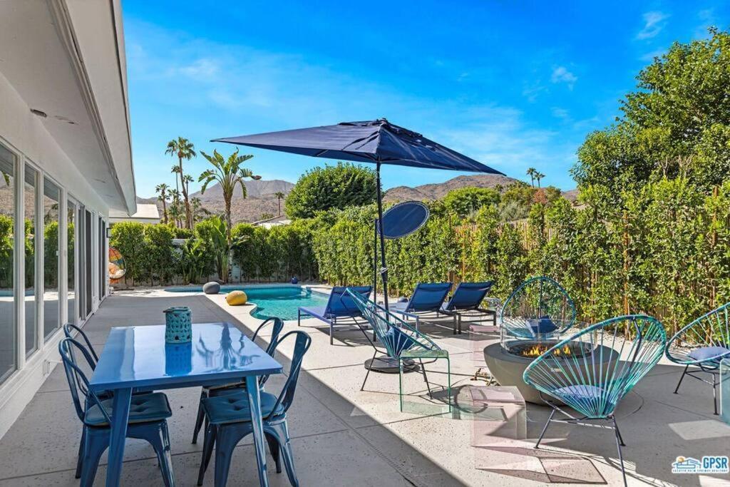 Wonderfully Reimagined 3bd 2bath Mid-century Palm Springs