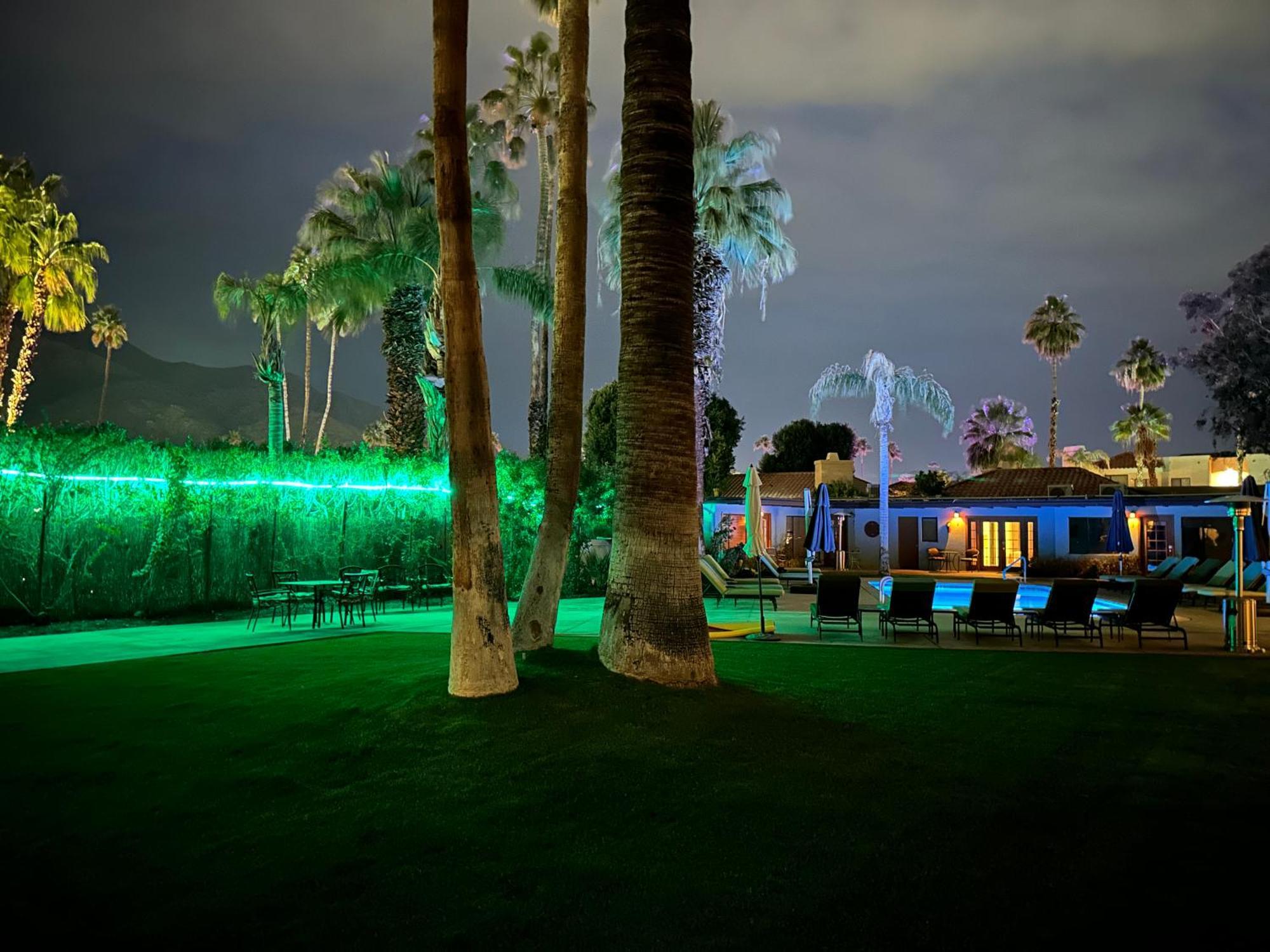 Vista Grande - A Gay Men's Palm Springs
