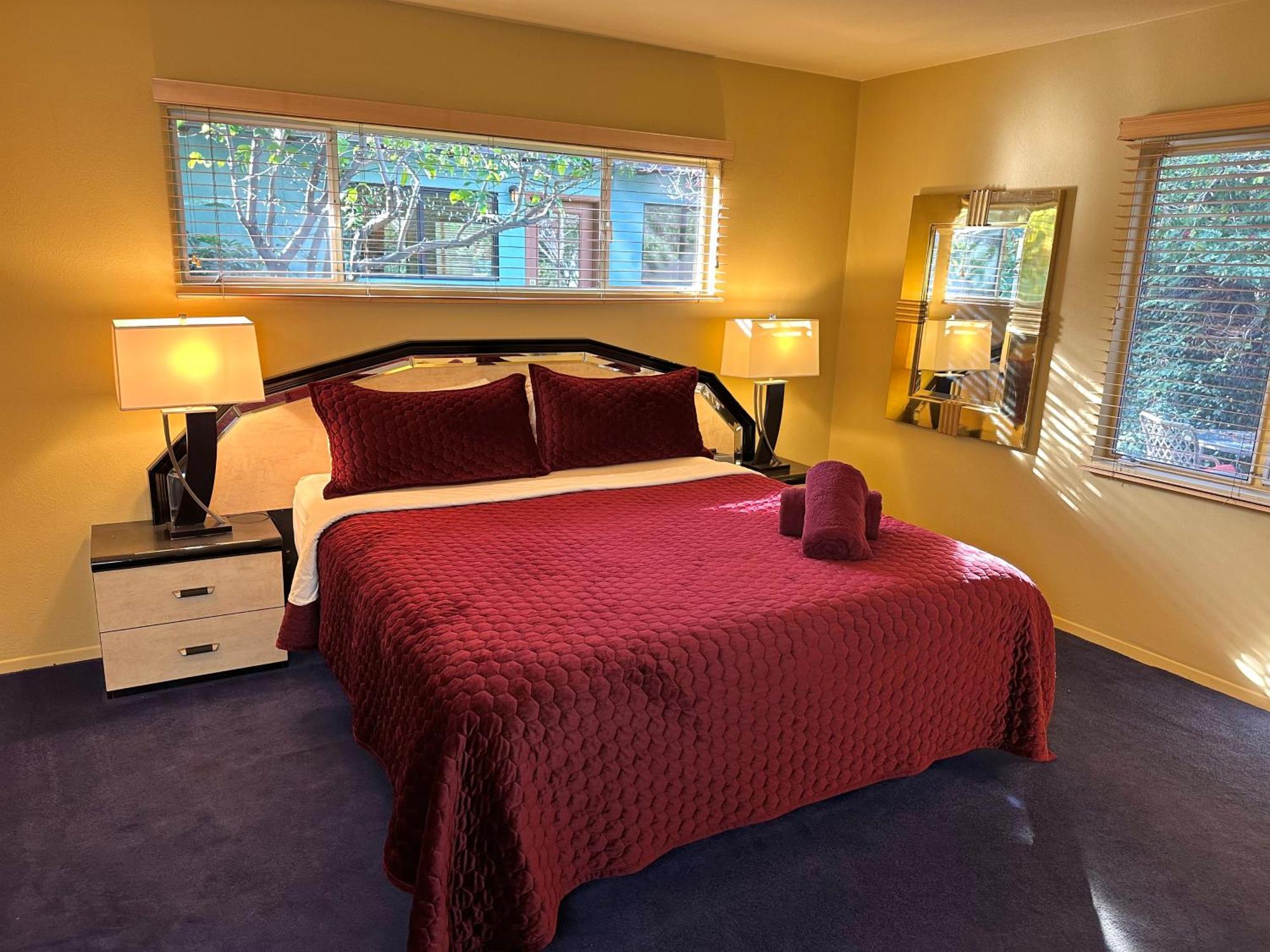 Vista Grande - A Gay Men's Resort