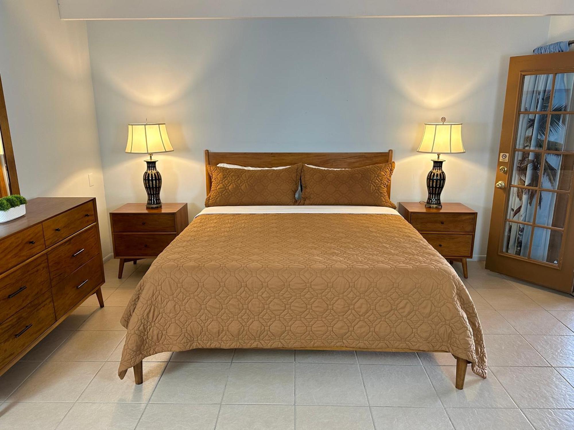Vista Grande - A Gay Men's 4* Palm Springs
