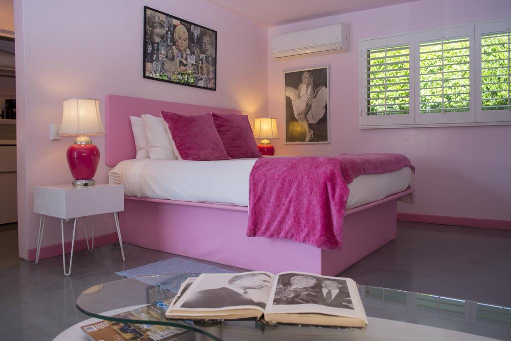 Rendezvous Hotel 3*