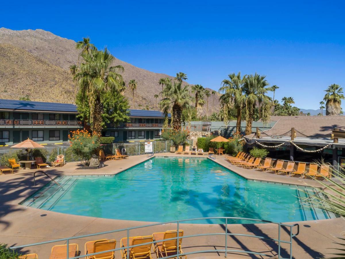 Caliente Tropics Hotel Palm Springs